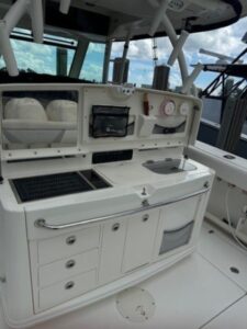 USA 2013 Boston Whaler 370 Outrage USD