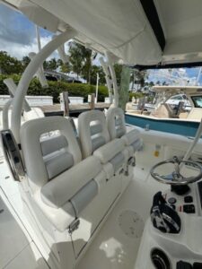 USA 2013 Boston Whaler 370 Outrage USD