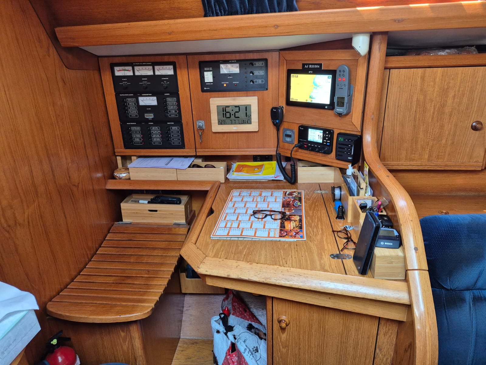 
								Jeanneau Sun Odyssey 42cc 1999 full									