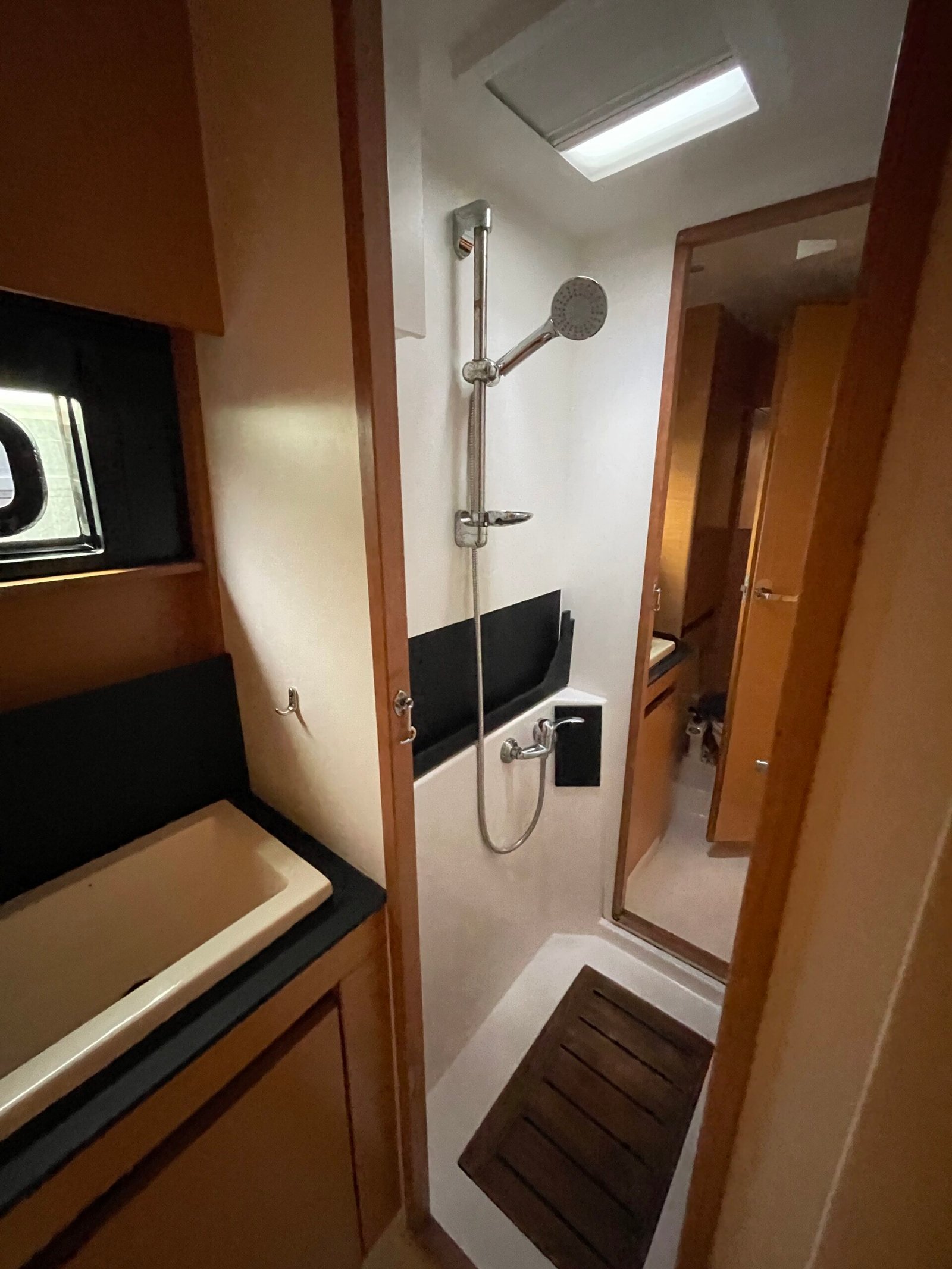 
								Nautitech 46 Fly 2019 full									
