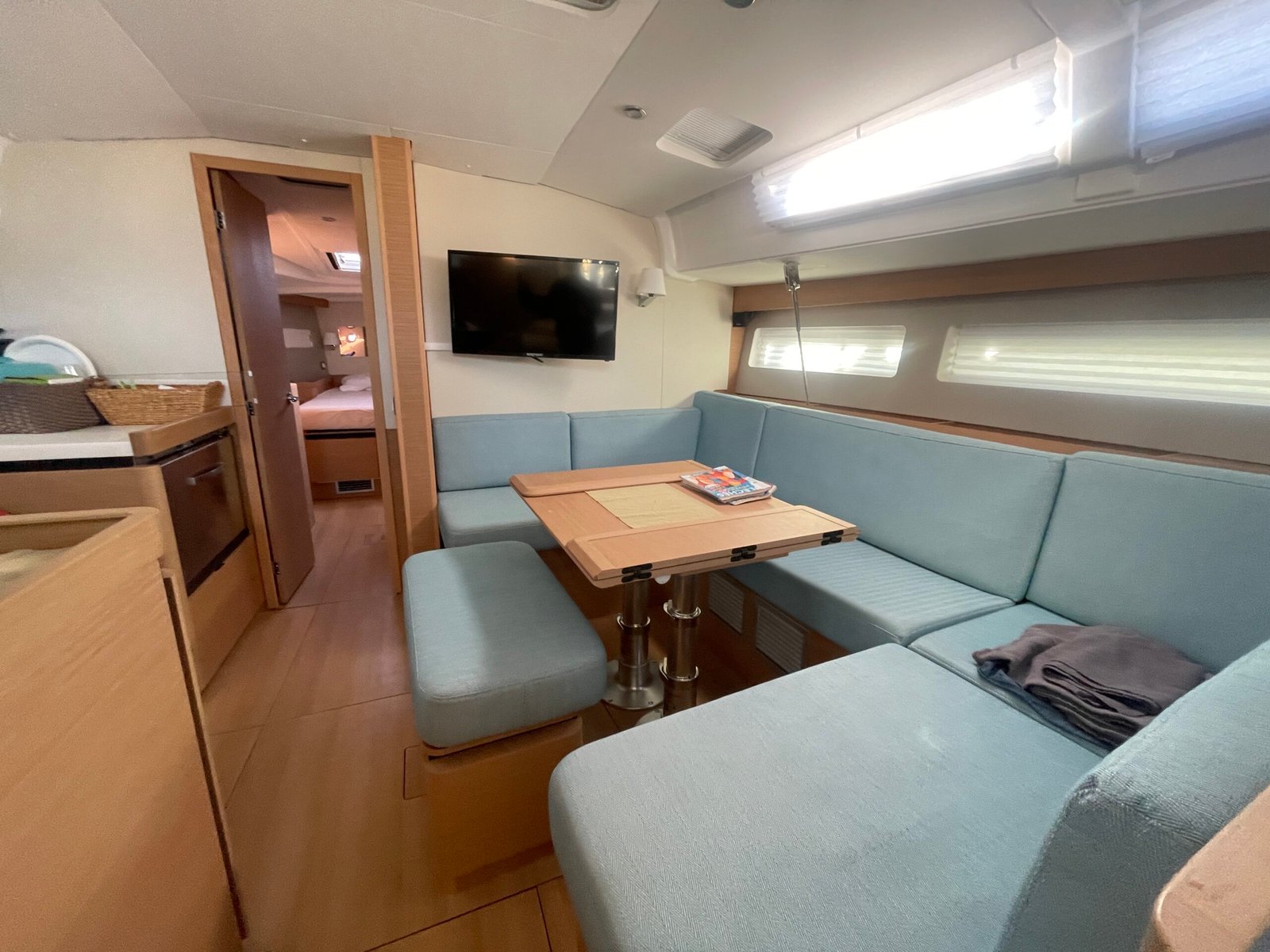 
								Jeanneau Sun Odyssey 490 2021 full									