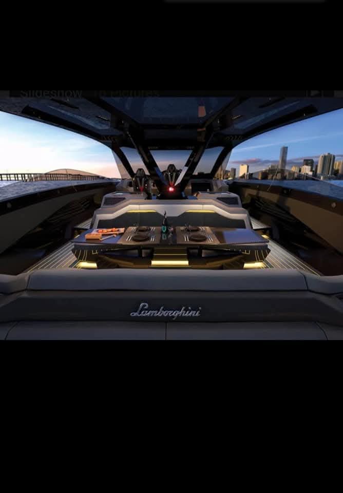 Tecnomar Lamborghini 63 2025