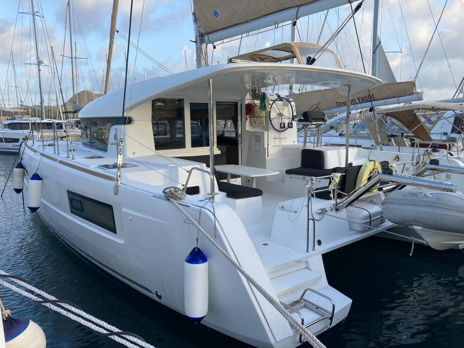 
								Lagoon 40 2019 full									