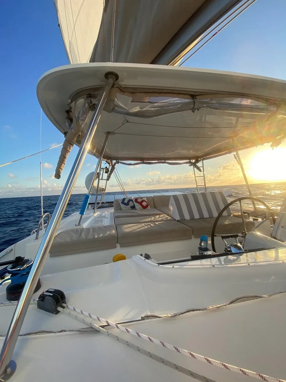 
								Private: Lagoon 46 2022 full									