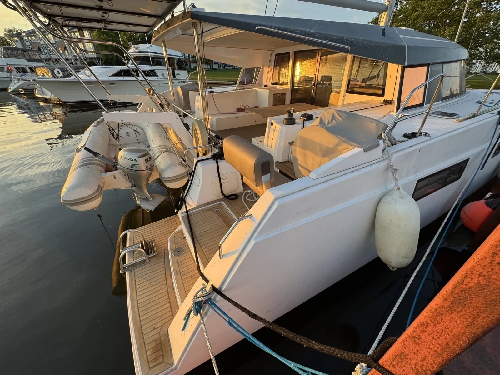 
								Nautitech 46 Open 2018 full									