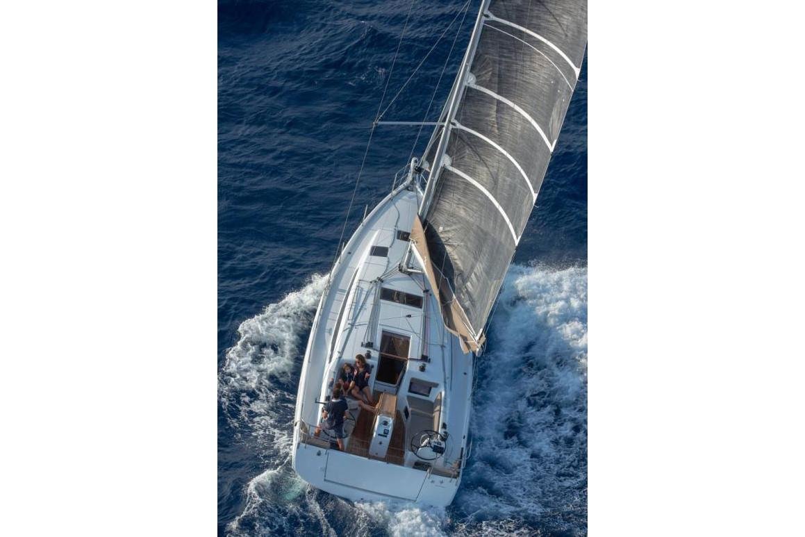 
								Jeanneau Sun Odyssey 410 2023 full									