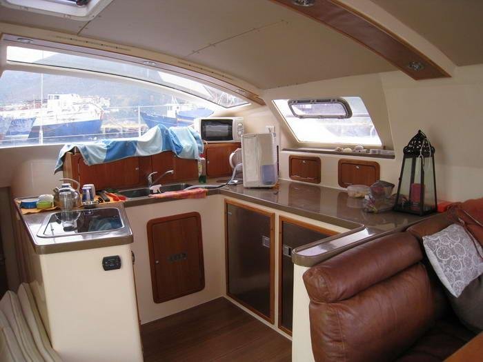 
								Admiral 40 2009 full									