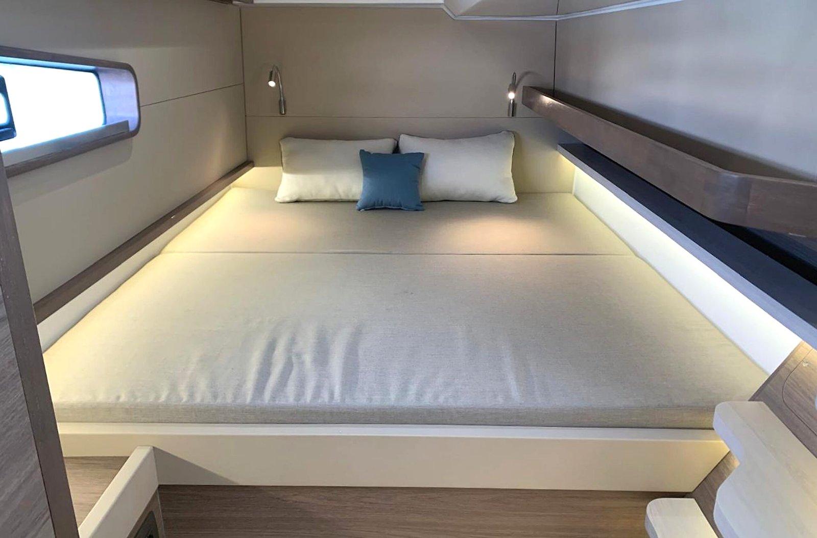 
								Aventura Yachts 38 Sc 2025 full									