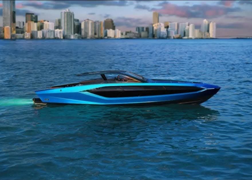 Tecnomar Lamborghini 63 2025