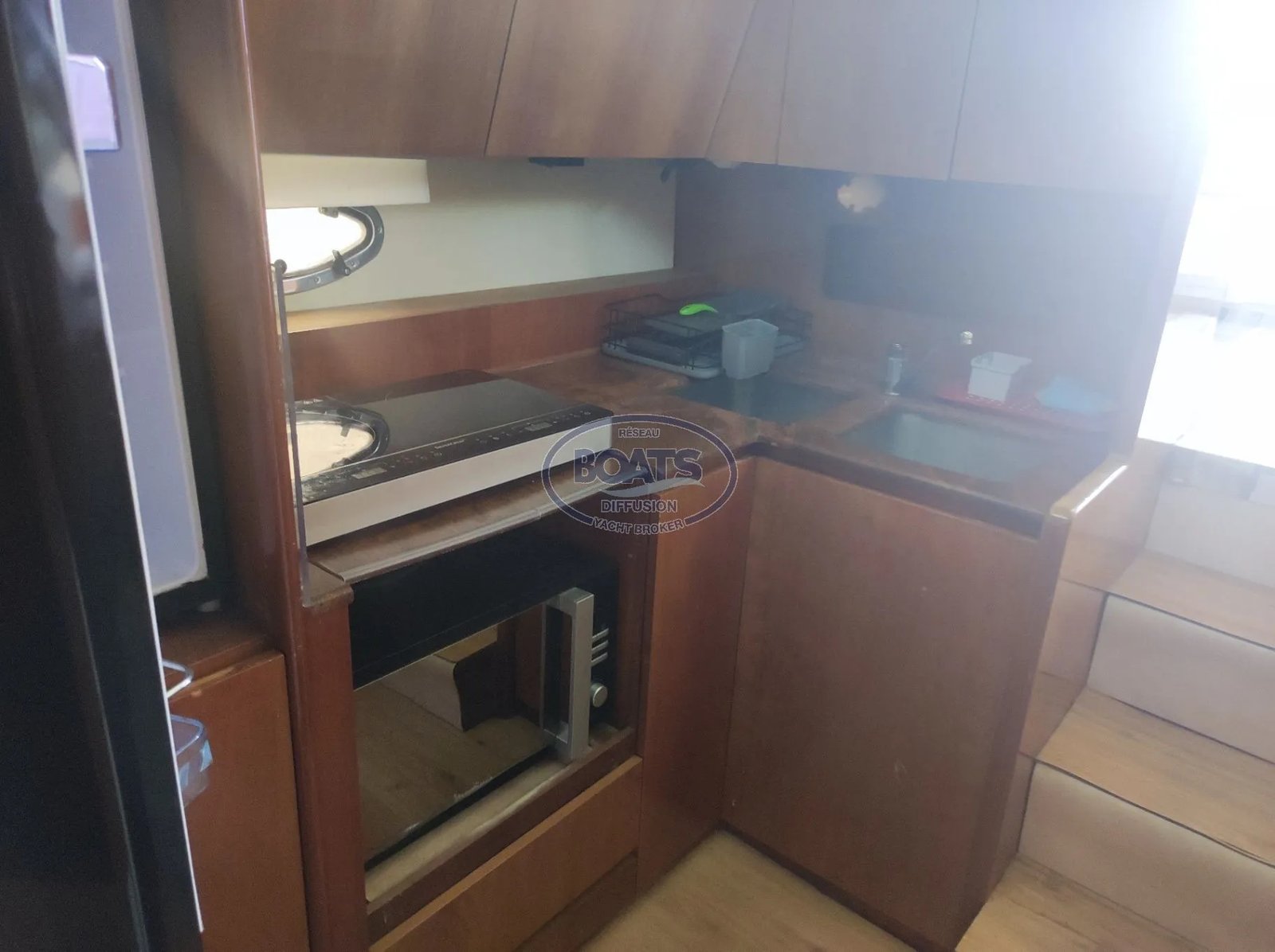 
								Azimut 37 Fly 1989 full									
