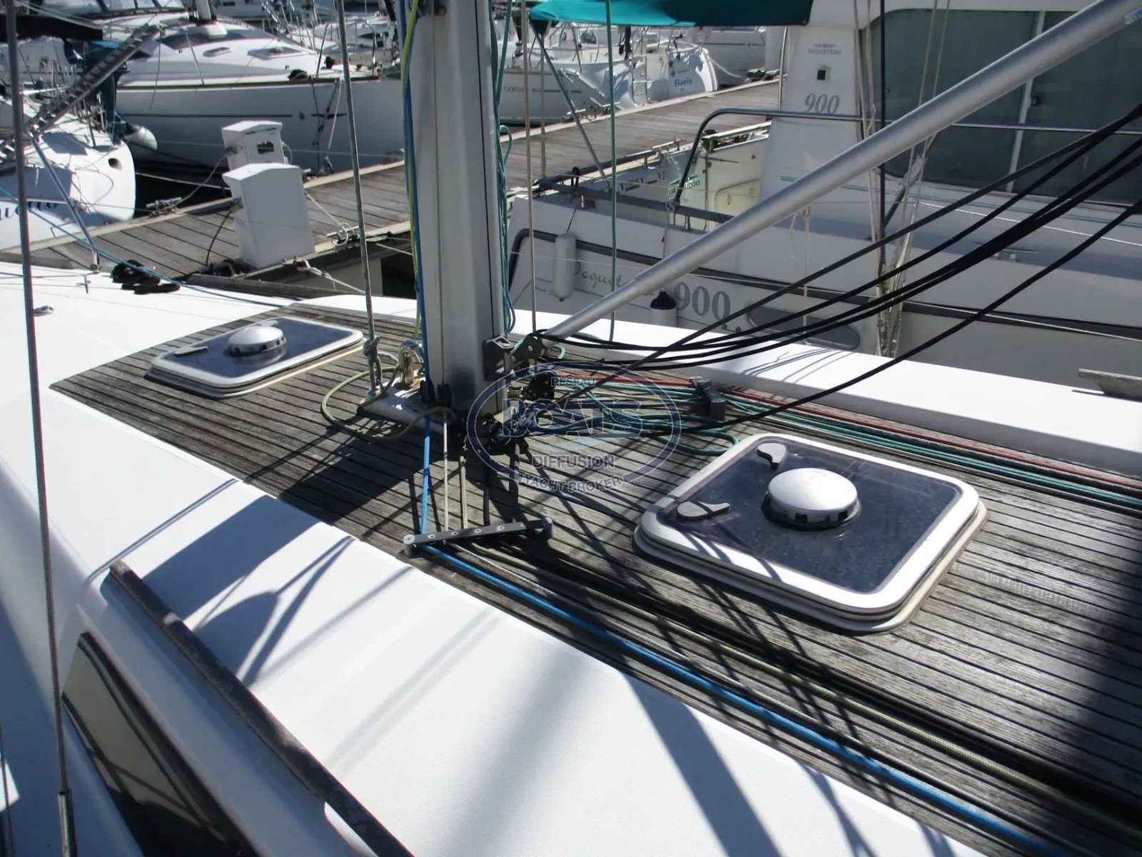 
								Dufour 375 GL 2010 full									