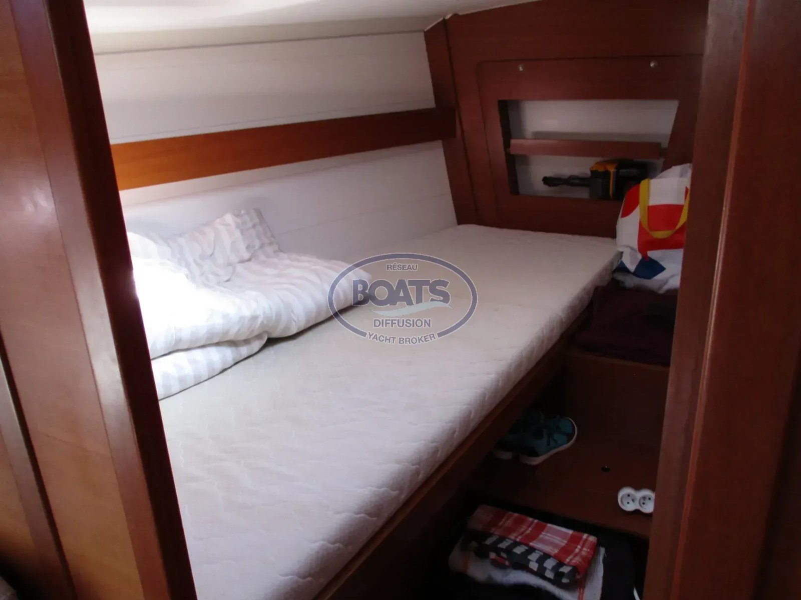 
								Dufour 375 GL 2010 full									