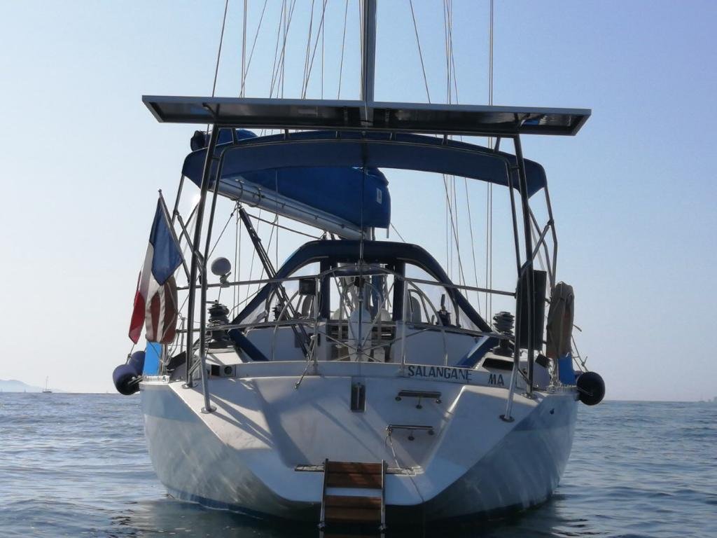 WAUQUIEZ CENTURION 42 1985