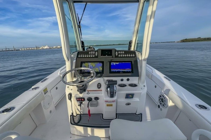2023 foot Everglades 253 usd 170000 for sale in United States