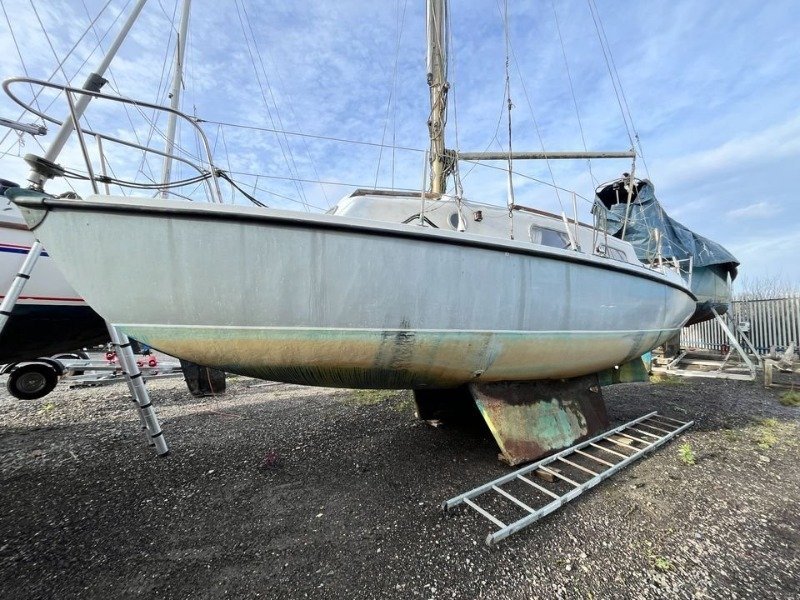 1969 foot Kingfisher 26 gbp 995