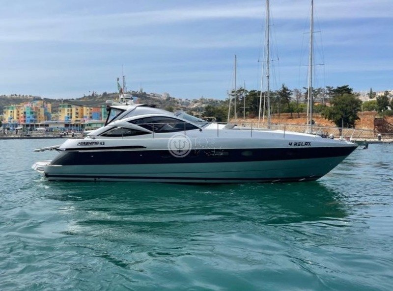 2003 foot Pershing  euros 275000