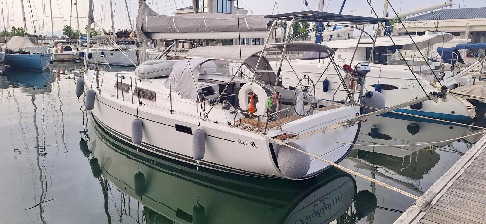 2013 37.4 foot Hanse 385 EUR 149000