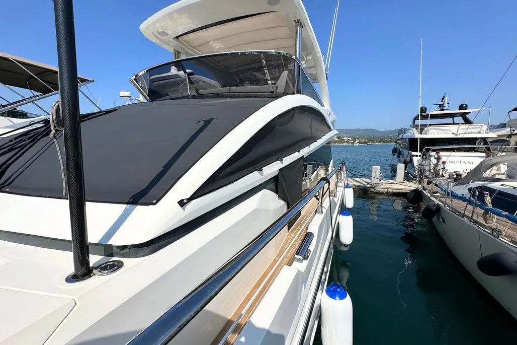 2020 62.3 foot Pearl 62 EUR 1650000