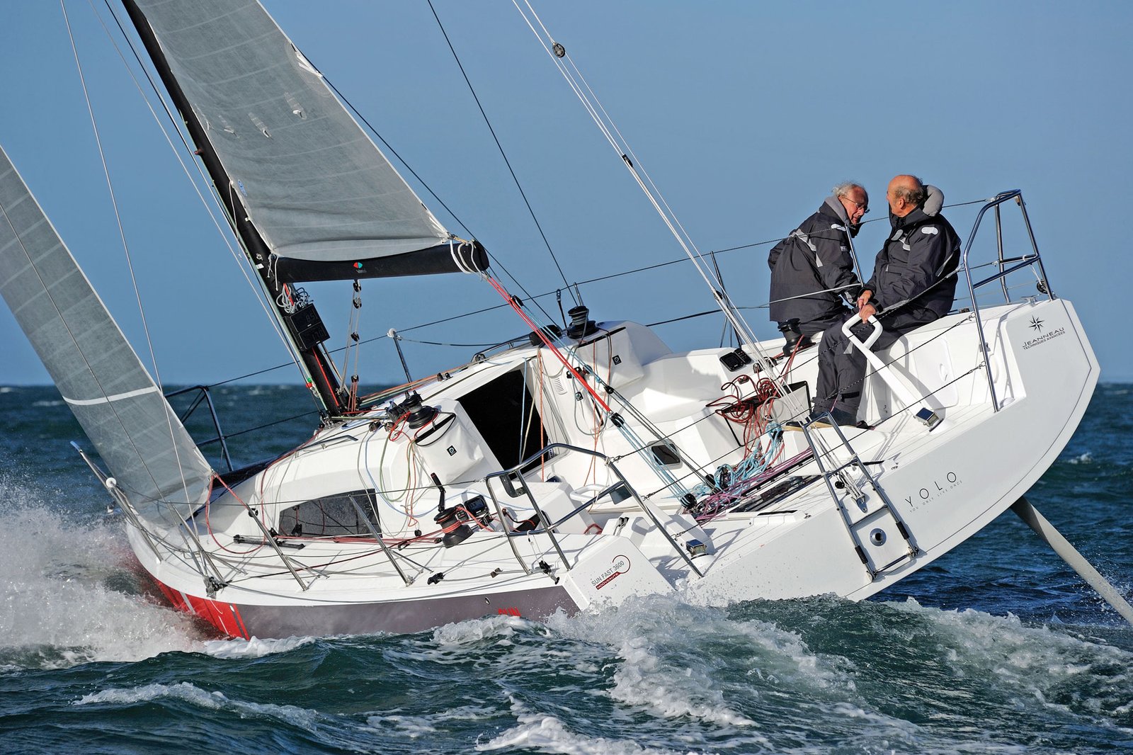 2015 36.9 foot Jeanneau Sun Fast 3600 EUR 150000