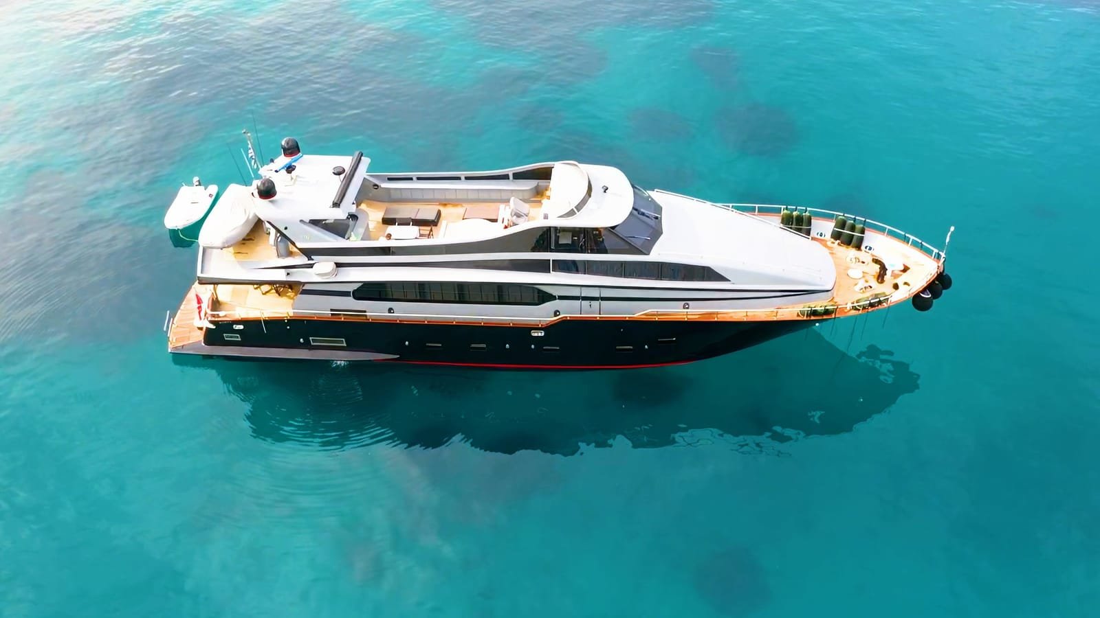 1995 98.1 foot Tecnomarine GTS 90 EUR 1250000
