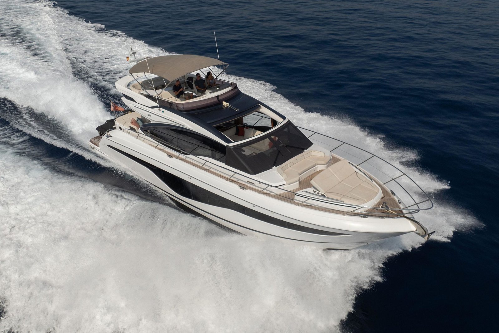 2021 3.9 foot Princess Yachts S62 EUR 2028720