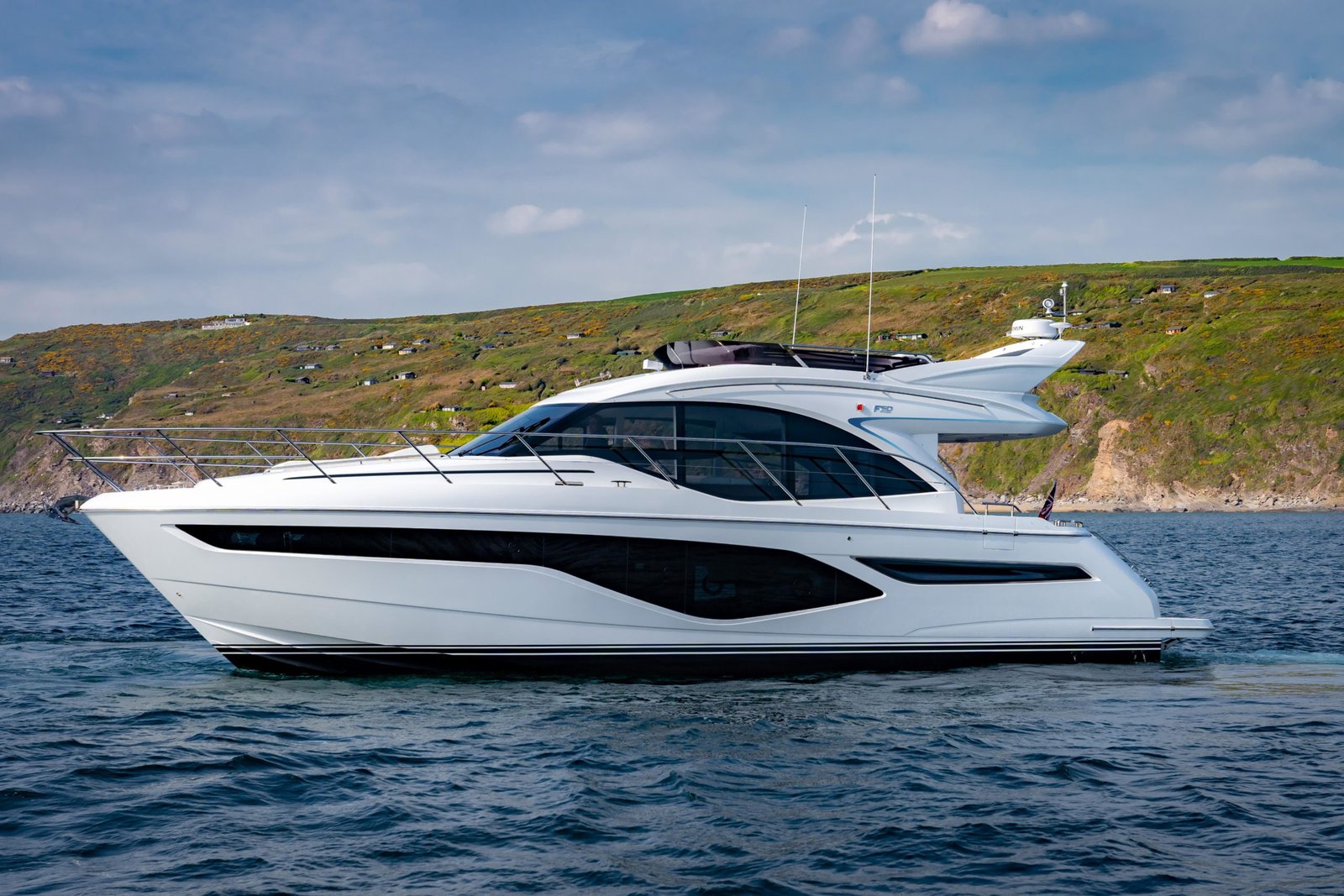 2022 51.9 foot Princess Yachts F50 EUR 1175000