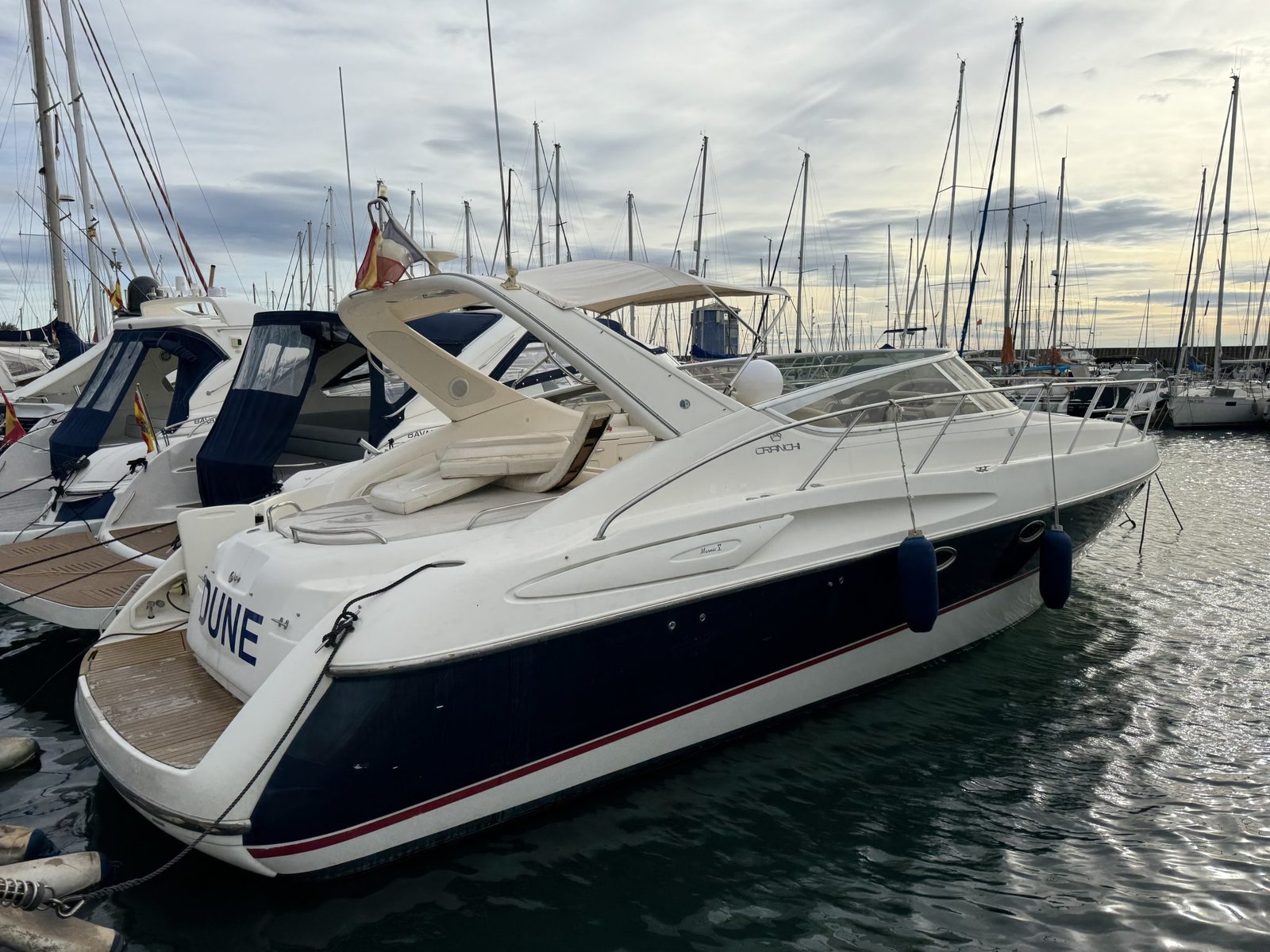 1999 39.2 foot Cranchi Endurance 39 EUR 94900