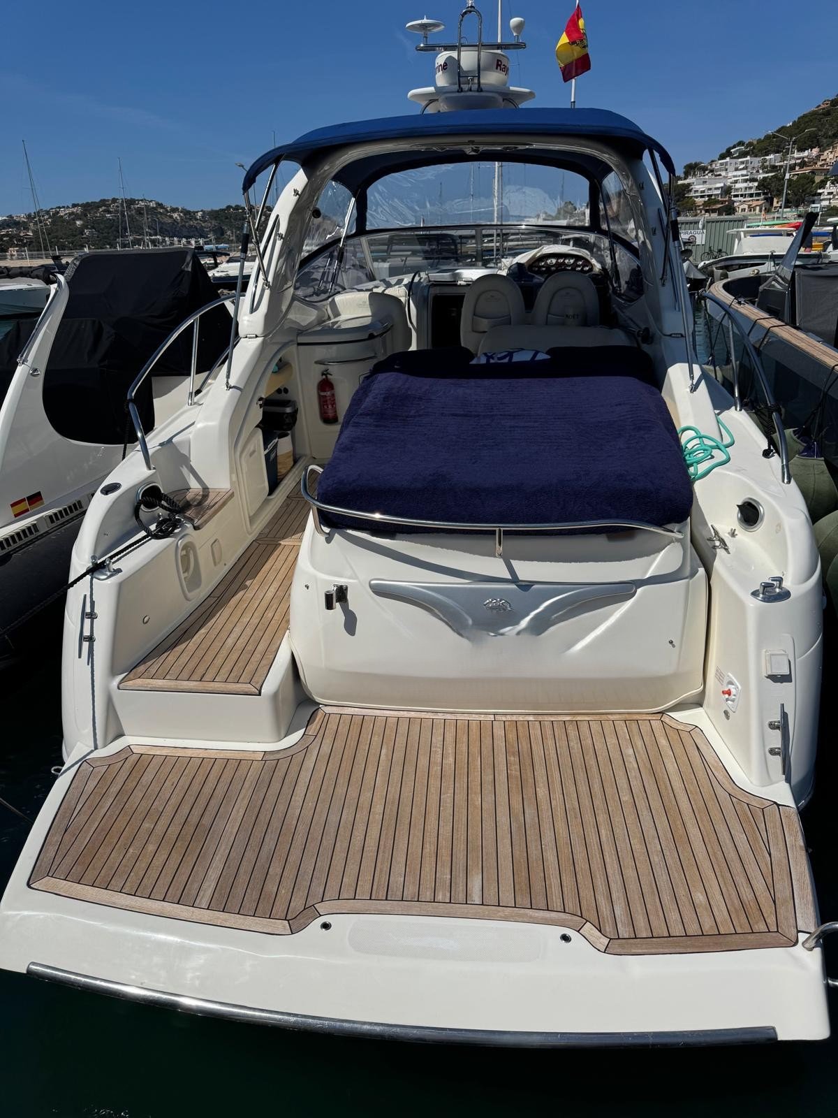2006 41 foot Cranchi E41 EUR 138000