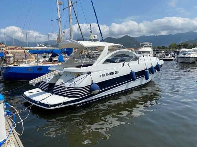 1994 39.4 feet Pershing 38