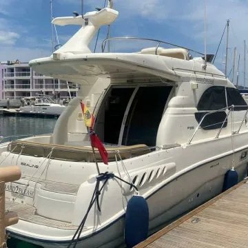 1996 33.6 feet Sealine 330 Statesman