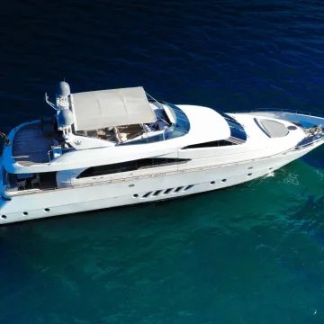 2007 90.2 feet Dominator 860