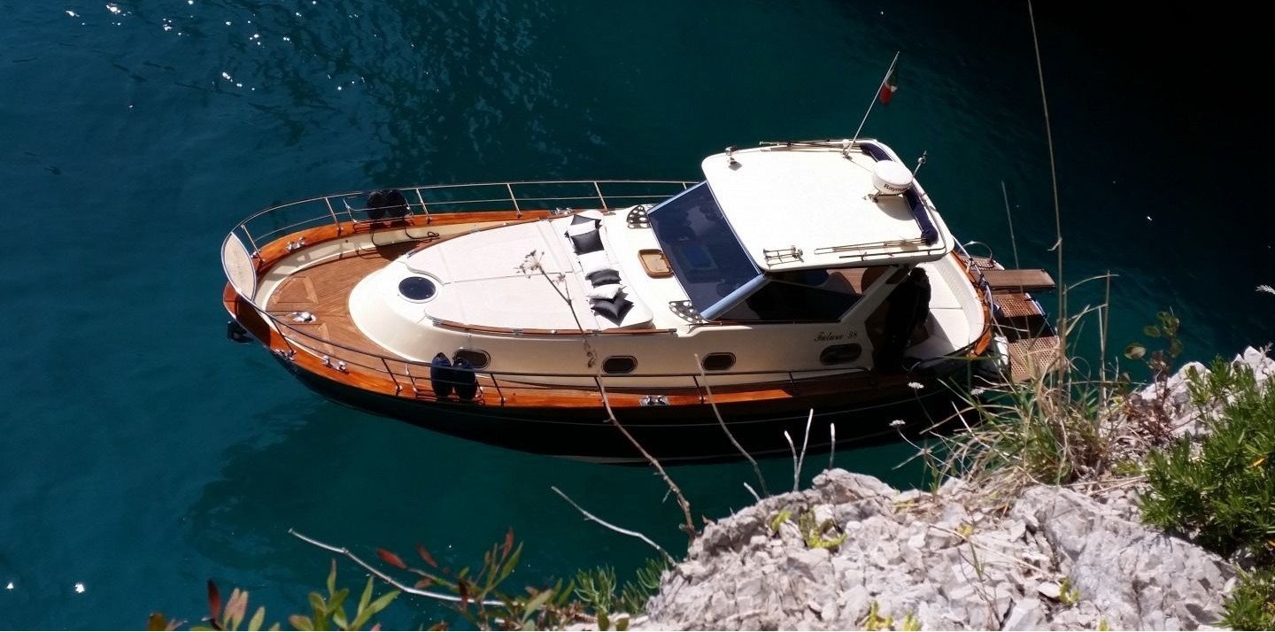 2013 32.5 feet Esposito Futura 38