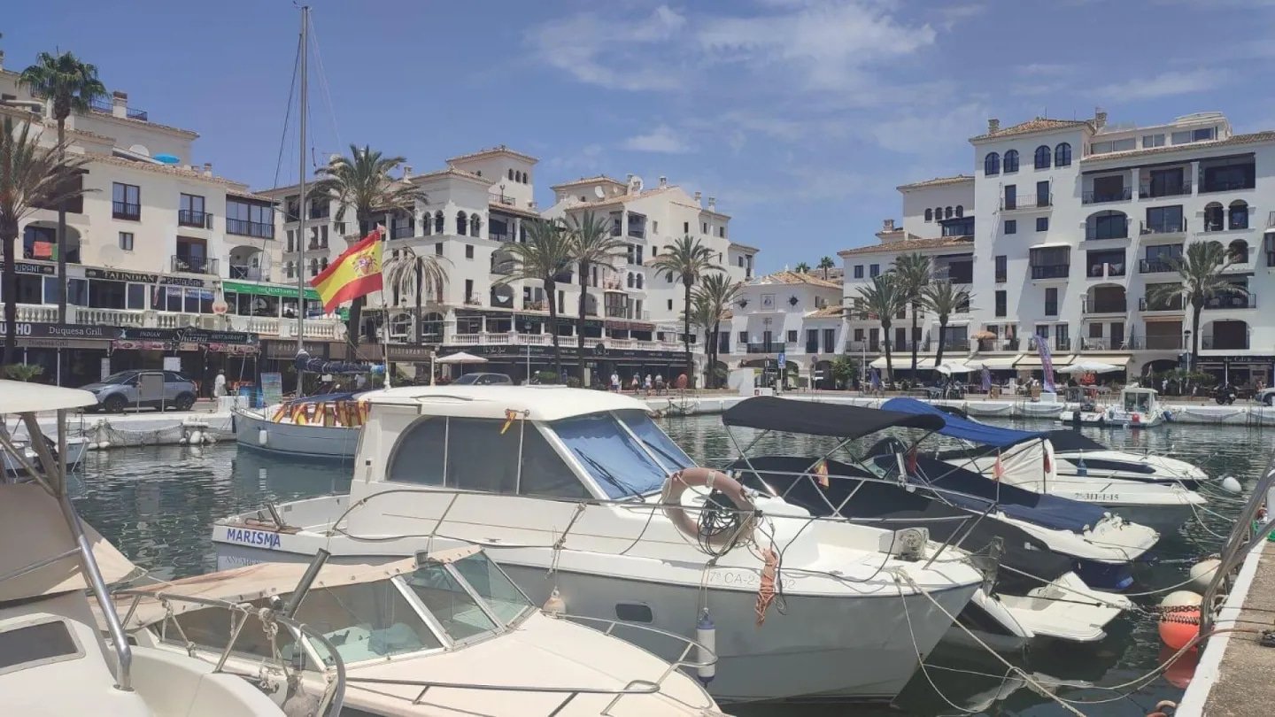 2002 24.9 feet Beneteau Antares 760